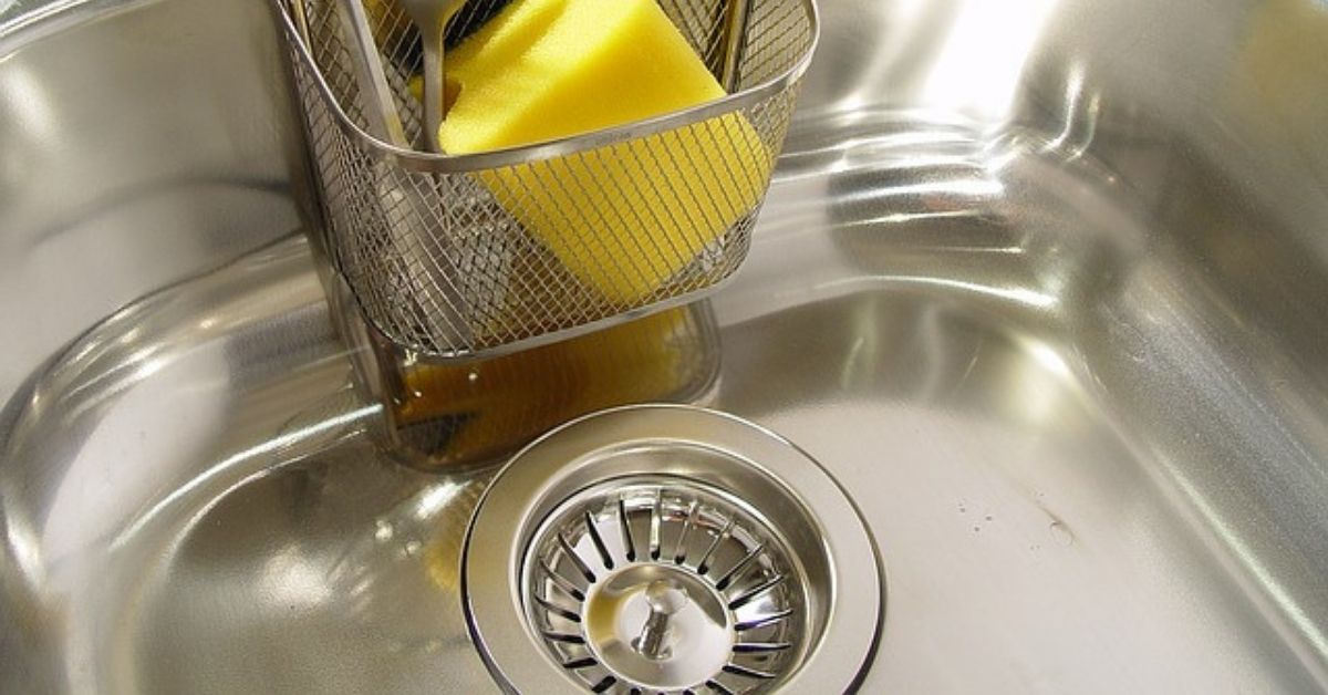 How To Clean Smelly Drain